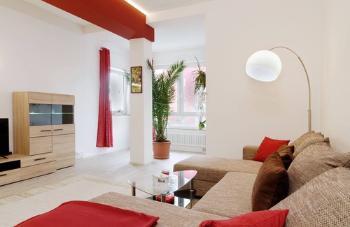 Friedrichshagen Condo | Large apartment near the forest, water and S-Bahn near Müggelsee