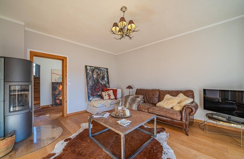 Jochberg Apartment | Large apartment not far from the ski lift