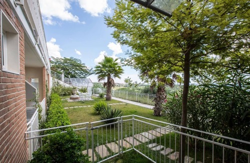 Macerata Bed & Breakfast | Large Apartment Residence Belohorizonte