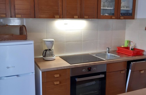 Rabac Apartment | Large apartment, sea view, top location, close to the beach, balcony, parking lot, pets allowed
