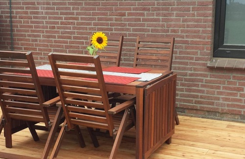 Berensch Apartment | large apartment with high comfort for up to 8 people, Wi-Fi included, terrace