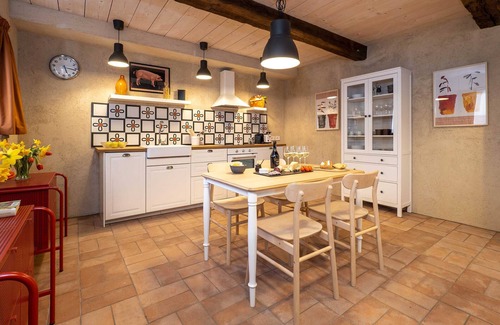 Cressa Apartment | Large Apartment with Loft and Garden in Restored Farmhouse