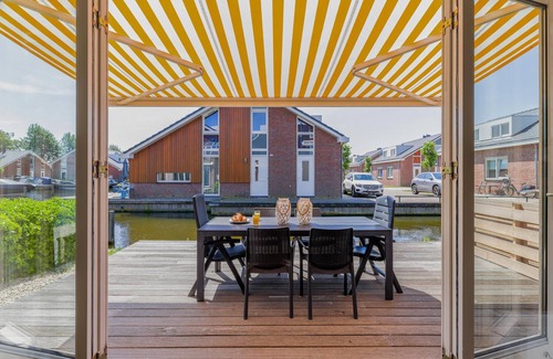 Municipality of Uitgeest House | Large apartment with terrace directly on the water