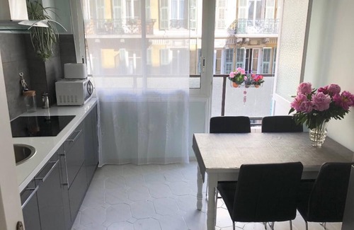 Lepante Quarter Apartment | Large apartment with terrace in the heart of Nice