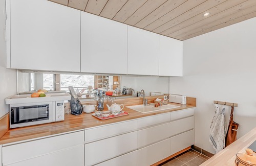 Tignes le Lac Apartment | Large apt for 8, close to slopes and shops, Premium