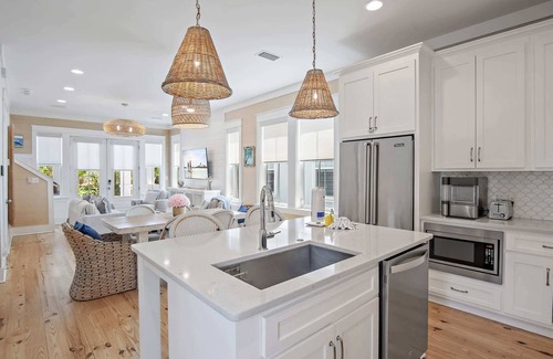 Seacrest Beach House | Large Beach Home, Sleeps 14+ Private Pool & Sunset Views ~ Cristalino Summer, 30A