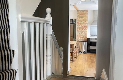 Mill Road Apartment | Large Beautiful Luxury Flat City Centre on Mill Rd
