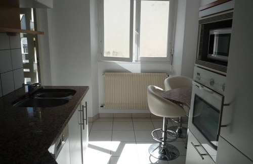 Quimper Apartment | Large bright apartment with garage Centre Quimper