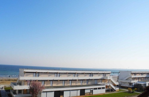 Grossenbrode Apartment | Large, bright penthouse with video on demand, WiFi, 2 roof terraces, ECARF