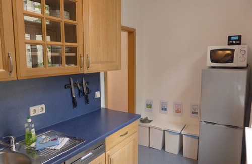 Jena Apartment | Large, bright, renovated 3 room apartment near the center free wifi, parking,
