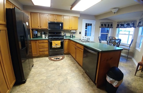 Ridgway Cabin | Large cabin in Ouray County, easy access, lots of room to roam.