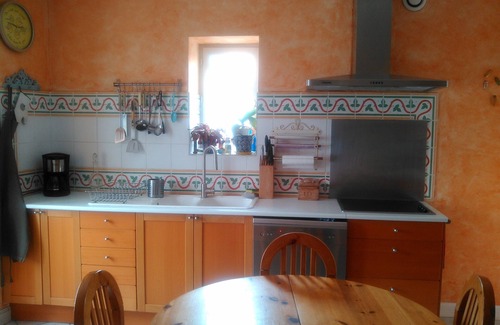 Thaire House | Large Charentaise house 300 M² with swimming pool, 4 bedrooms, garden, summer kitchen