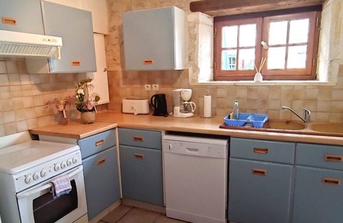 Ternant Cottage | Large charming chalet in Domaine les Granges