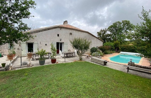 Monestier House | Large, comfortable country house with swimming pool near Les Vigiers golf course