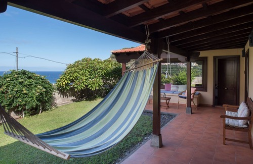 Hermigua Ski Chalet | Large Comfortable Chalet With Sea Views On the Most Beautiful Valley, free wifi