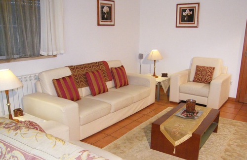 A Dos Francos Villa | Large & Comfortable holiday home with private pool & Free WiFi Property overview
