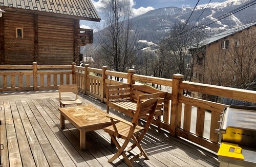 Allos Ski Chalet | Large, cosy chalet, ideal for a convivial stay with family or friends, 8/10 p