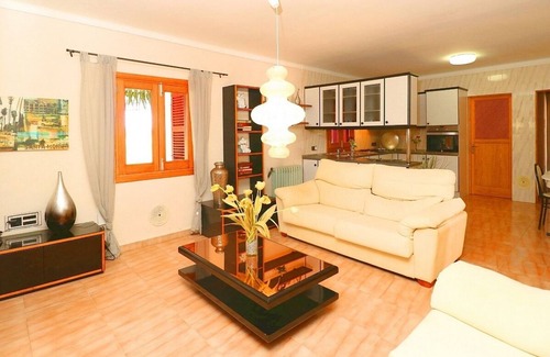 Campos Villa | Large Countryside Villa with Self Contained Apartment, Private Pool, 15 mins to Fantastic Beaches!