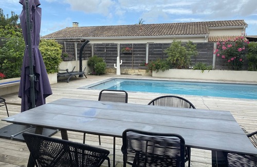 Talence House | Large Echoppe with swimming pool 10 mm from downtown BX, 45 mm from the beach