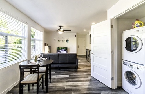 Olympia Apartment | Large Evts-4 Apts/Penthouse-Rooftop-Studio-Business
