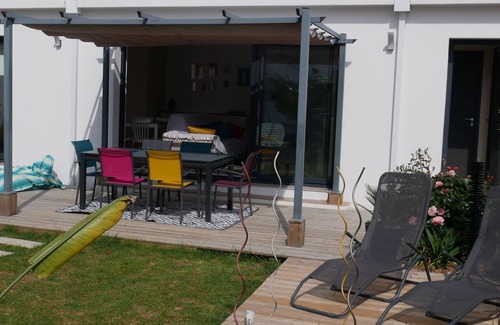 La Tranche-sur-Mer Villa | Large family home with garden in town center, less than 250m from the beach.