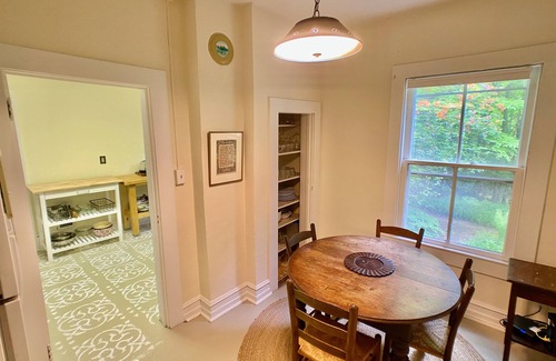 Montreat House | Large Family Home That Sleeps 16 Located Only 20 Minutes from Asheville