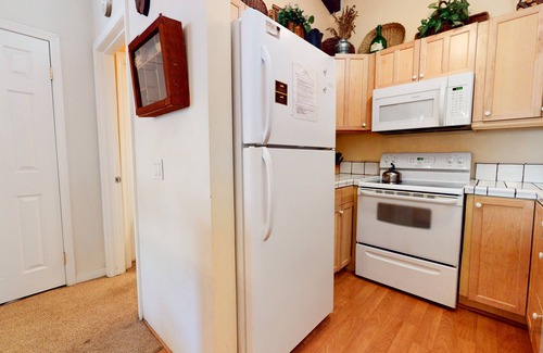 Mammoth Lakes Condo | Large Family Home near Downtown Mammoth, Great Complex Amenities. Near Trails
