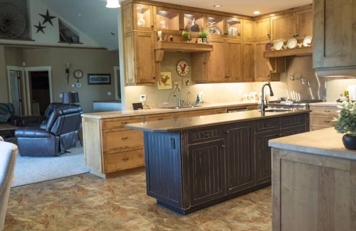 Bigfork House | Large Family Home w/Hot Tub, Games, Near Bigfork