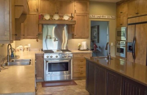 Bigfork House | Large Family Home w/Hot Tub, Games, Near Bigfork