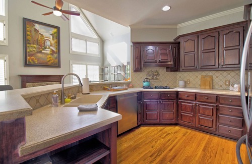 Owasso House | Large family retreat with amazing pool in Owasso
