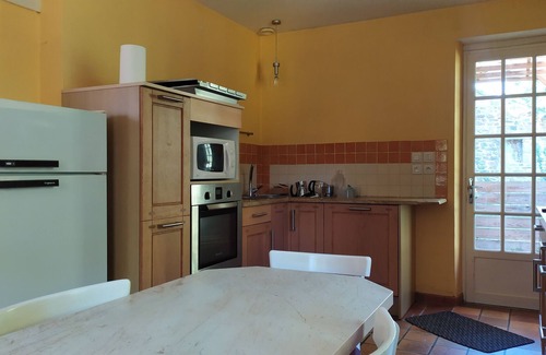 Pledeliac House | Large farmhouse in the countryside, quiet and cosy