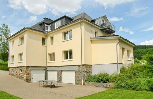 Goddelsbach Apartment | Large flat in the Sauerland with its own terrace