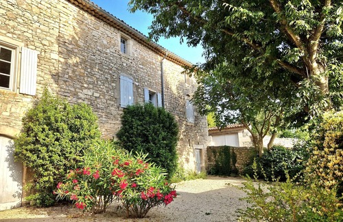 Saint-Privat-de-Champclos House | Large family farmhouse south of Ardèche