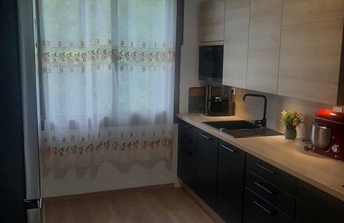 Biver Apartment | Large, fully-equipped apartment between Aix-en-Provence and Marseille