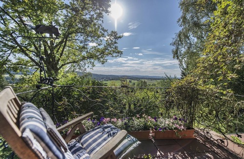 Weidenberg Apartment | Large, fully equipped vacation home (65sqm) with covered terrace and wood-burning stove