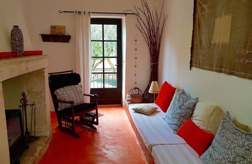 Saint Michel d'Euzet Other | Large gite in superb Provencal domain, L'Arbre d'Or, swimming pool and garden.