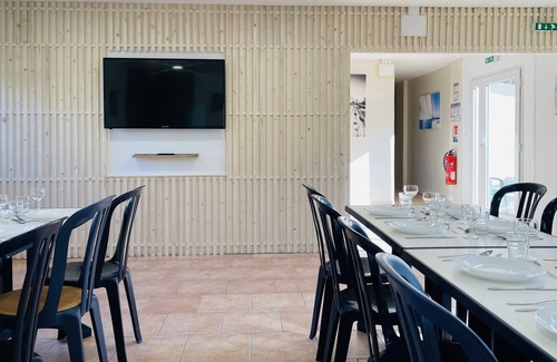 Azay-sur-Cher House | Large gite in a green setting on the banks of the Cher River