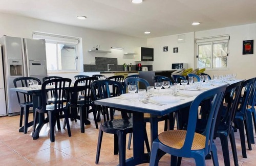 Azay-sur-Cher House | Large gîte in a riverside setting on the banks of the Cher river
