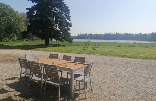 Paimpont House | Large gîte in the heart of the Brocéliande forest, unique view of the Pas du Houx pond