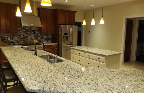 Howard House | Large, Gorgeous, Penn State Area Home!