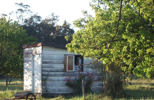 Cundinup House | Large group country getaway in two rustic cottages