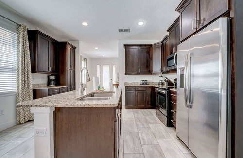 West Kissimmee House | Large Group Getaway Minutes from Disney Parks