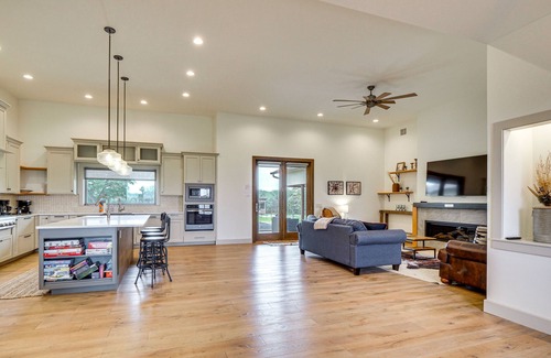 Georgetown House | Large Group Getaway in Georgetown w/Private Pool!