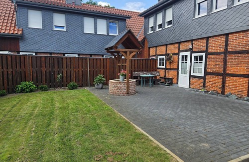 Wienhausen Apartment | Large guest apartment with terrace and gardenPet-friendly