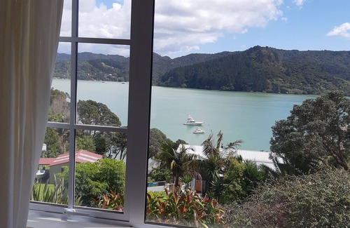 Whangaroa Apartment | Large Holiday Apartment overlooking the harbour