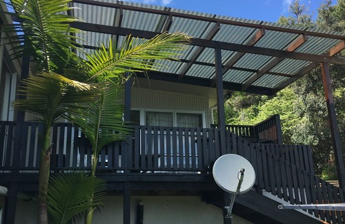Whangaroa Apartment | Large Holiday Apartment overlooking the harbour