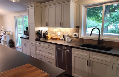 Flesherton House | Large Home in Beaver Valley, near beach and Bruce Trail