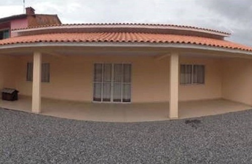 Porto Belo House | Large house all air conditioned ! Accepts pet !