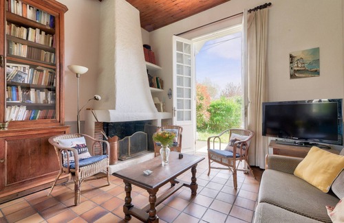 Taussat House | Large house for 11 with garden - 70m from the beach