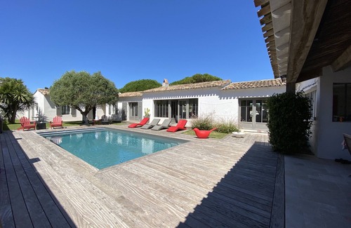 La Couarde-sur-Mer House | Large house close to the beach and village center